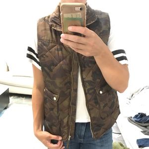 Camo Puffy Vest